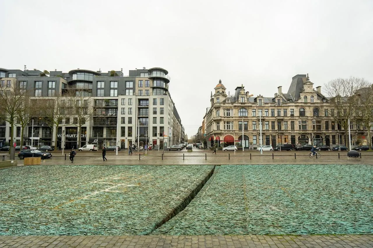 Shway Le Pierre Apartment Antwerp