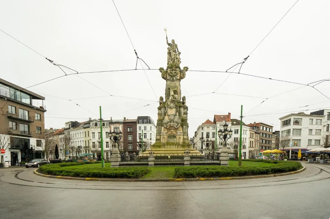 Shway Le Pierre Apartment Antwerp Belgium