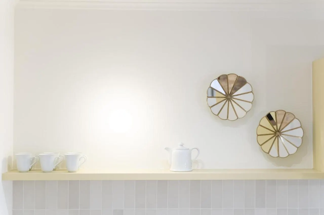 Shway Le Pierre Apartment Antwerp 0*,
